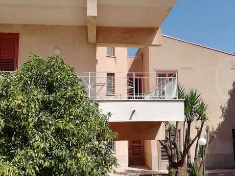 casa indipendente in vendita a Vittoria in zona Scoglitti