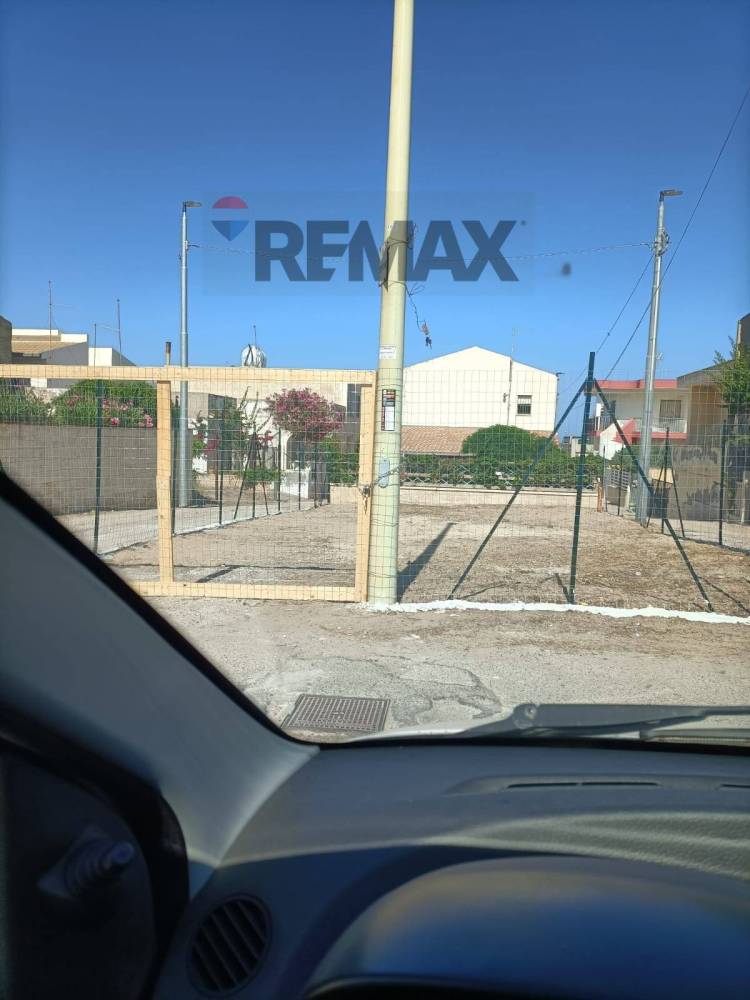 casa indipendente in vendita a Vittoria in zona Scoglitti