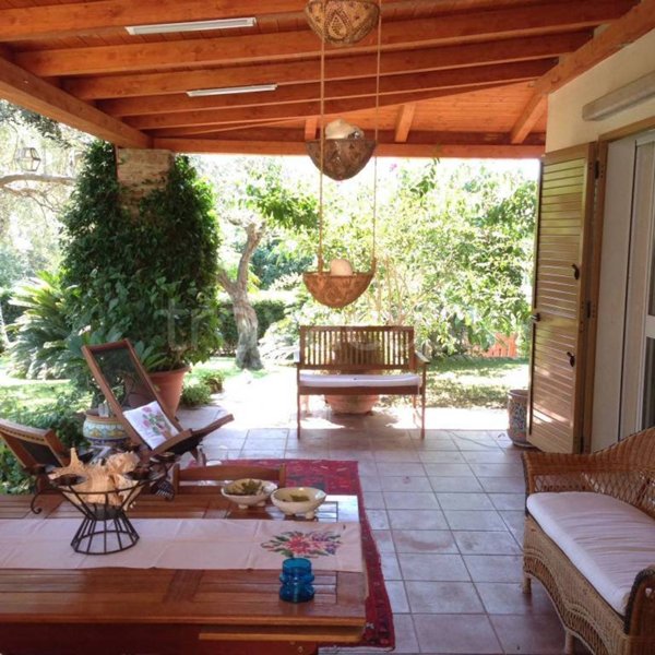 casa indipendente in vendita a Vittoria
