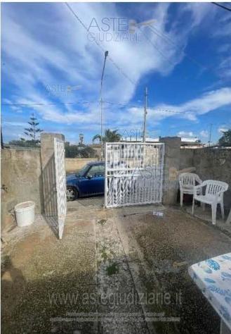 casa indipendente in vendita a Vittoria in zona Scoglitti