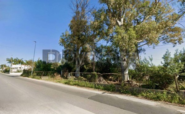 terreno edificabile in vendita a Vittoria in zona Scoglitti