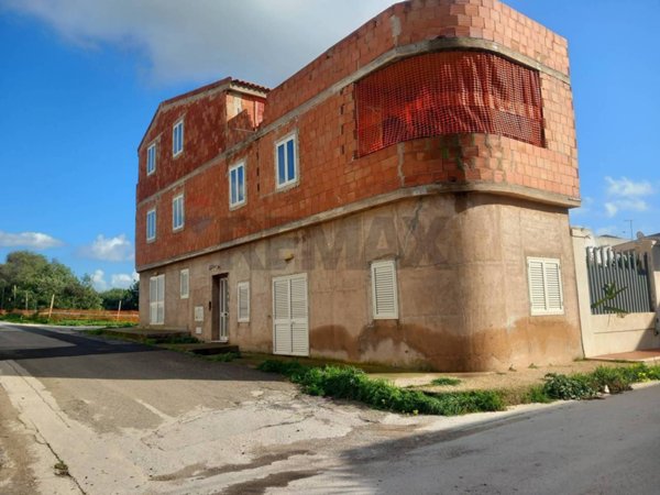 casa indipendente in vendita a Vittoria in zona Scoglitti