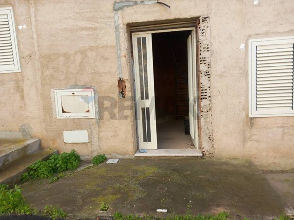 appartamento in vendita a Vittoria in zona Scoglitti