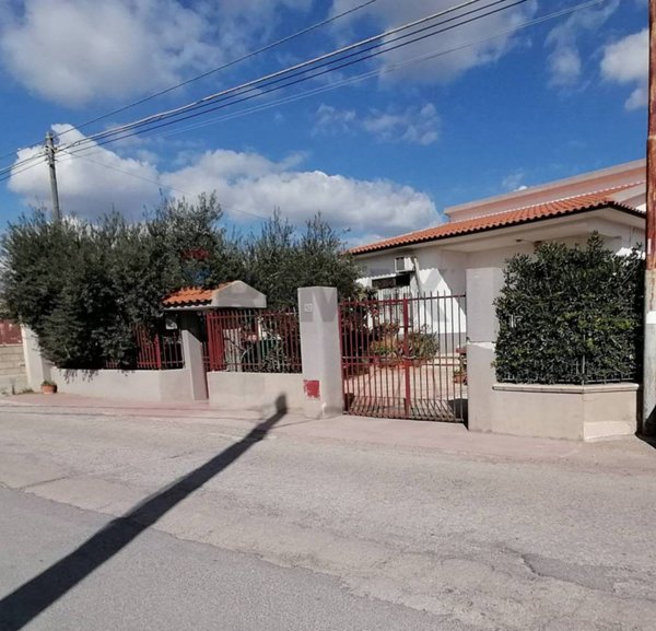 casa indipendente in vendita a Vittoria in zona Scoglitti