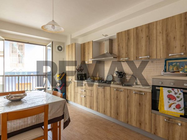 casa indipendente in vendita a Vittoria in zona Scoglitti