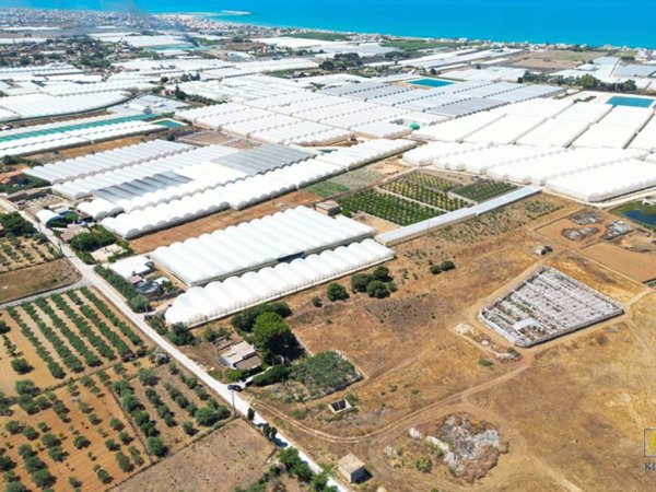 casa indipendente in vendita a Vittoria in zona Scoglitti