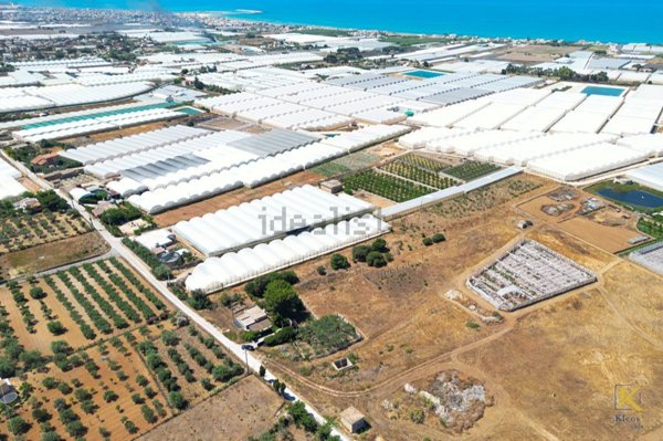 casa indipendente in vendita a Vittoria in zona Scoglitti