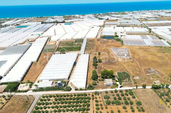 casa indipendente in vendita a Vittoria in zona Scoglitti