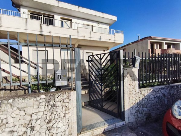 casa indipendente in vendita a Vittoria in zona Scoglitti