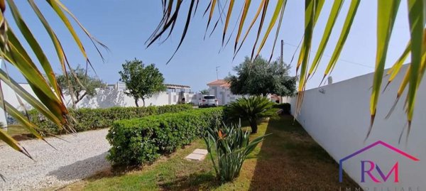 casa indipendente in vendita a Vittoria in zona Scoglitti