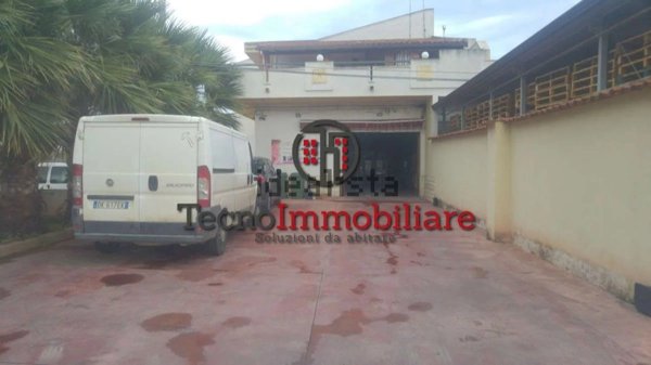 appartamento in vendita a Vittoria in zona Scoglitti