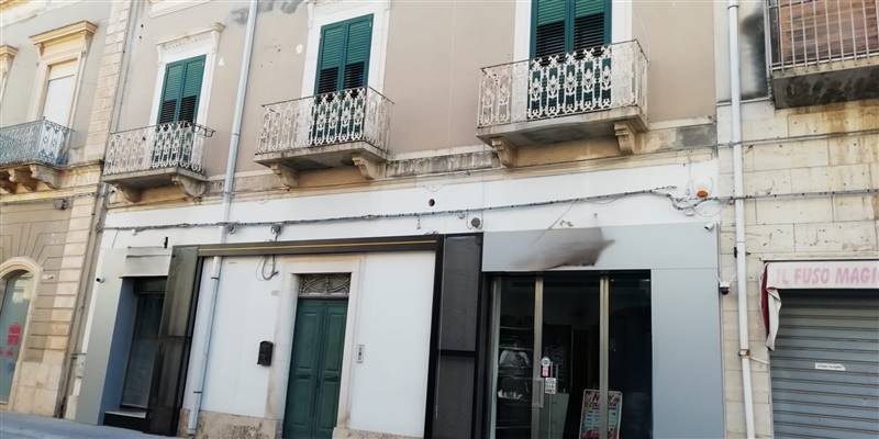 casa indipendente in vendita a Vittoria
