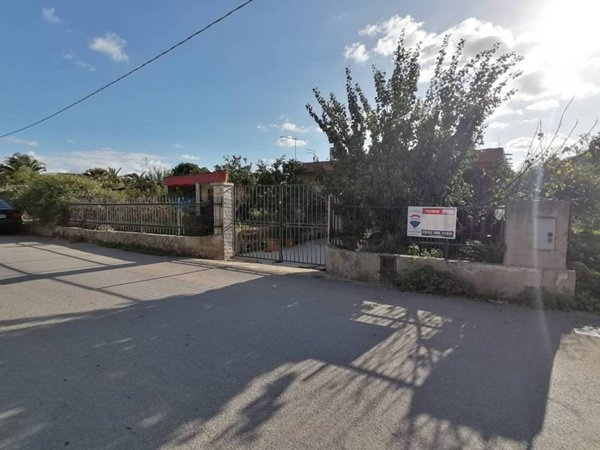 casa indipendente in vendita a Vittoria in zona Scoglitti
