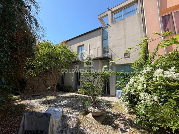 casa indipendente in vendita a Vittoria