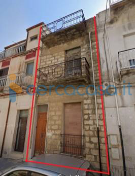 casa indipendente in vendita a Vittoria