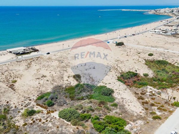 terreno agricolo in vendita a Vittoria in zona Scoglitti