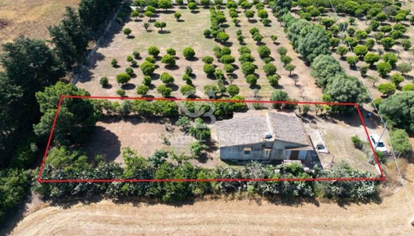 casa indipendente in vendita a Vittoria in zona Scoglitti