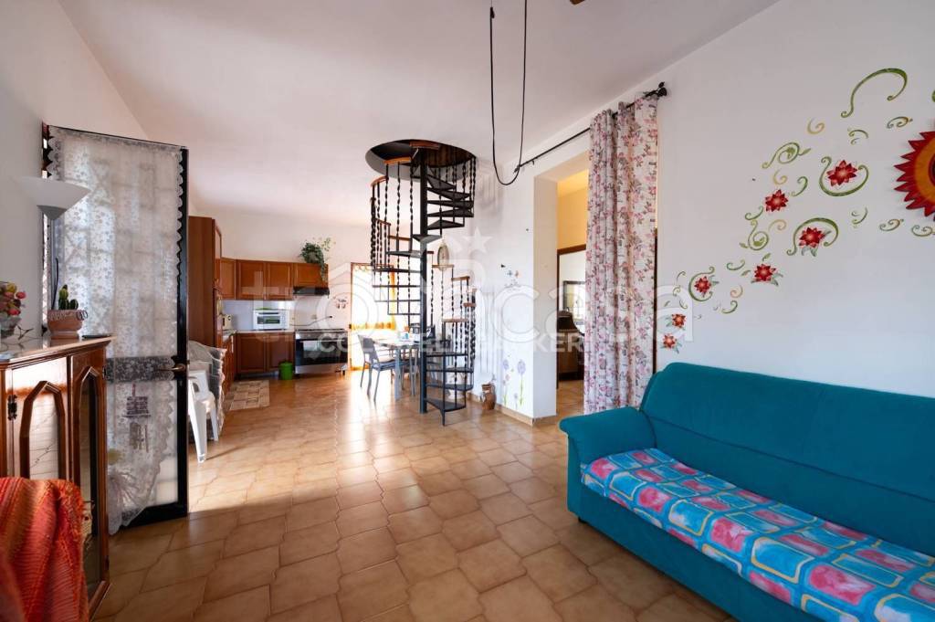 casa indipendente in vendita a Vittoria in zona Scoglitti
