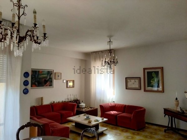 appartamento in vendita a Vittoria in zona Scoglitti