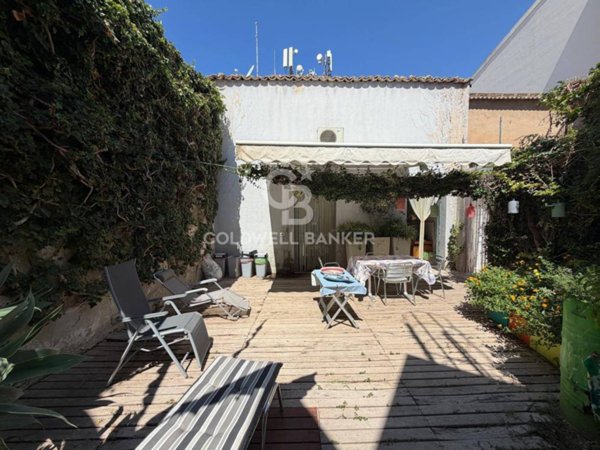 casa indipendente in vendita a Vittoria in zona Scoglitti