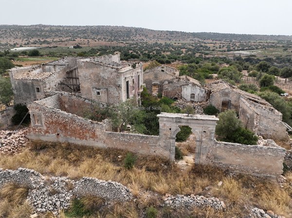 appartamento in vendita a Vittoria in zona Scoglitti