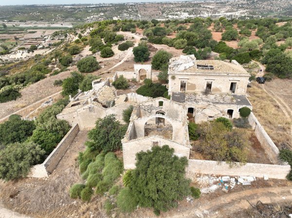 casale in vendita a Vittoria in zona Scoglitti
