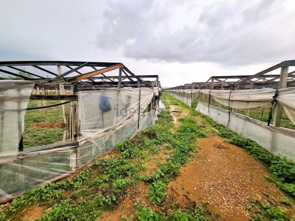 terreno in vendita a Vittoria in zona Scoglitti