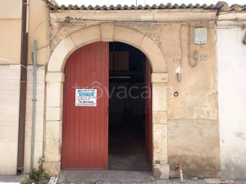 box auto in vendita a Vittoria
