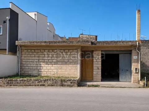 casa indipendente in vendita a Vittoria
