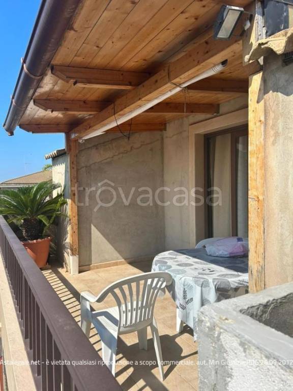appartamento in vendita a Vittoria in zona Scoglitti