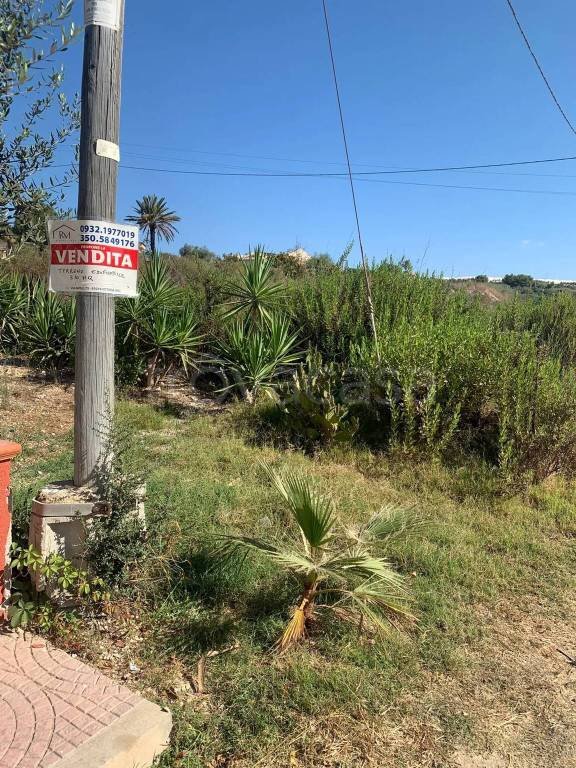 terreno agricolo in vendita a Vittoria in zona Scoglitti