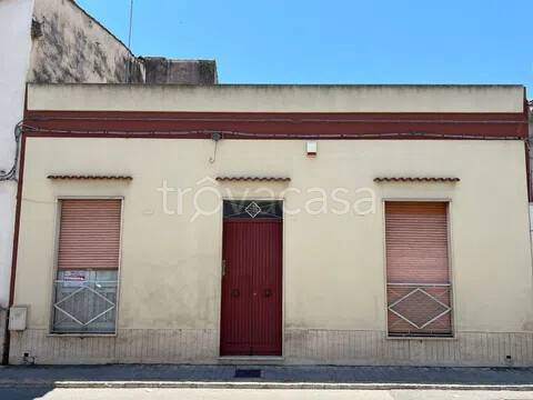 casa indipendente in vendita a Vittoria