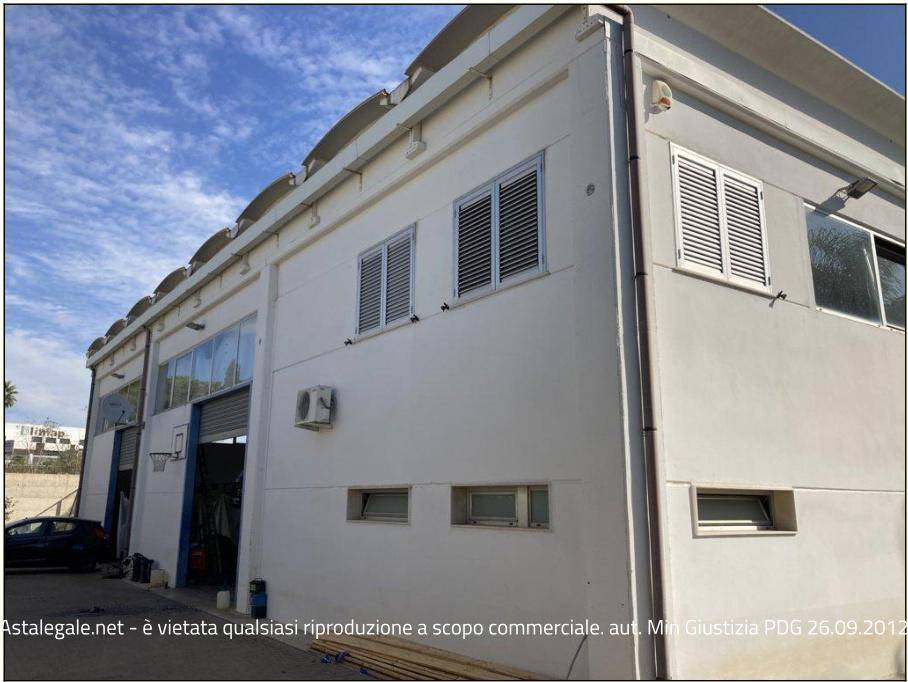 appartamento in vendita a Vittoria in zona Scoglitti
