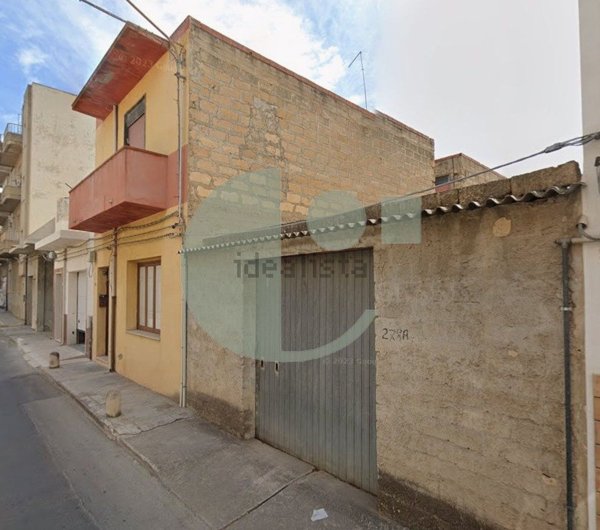 casa indipendente in vendita a Vittoria