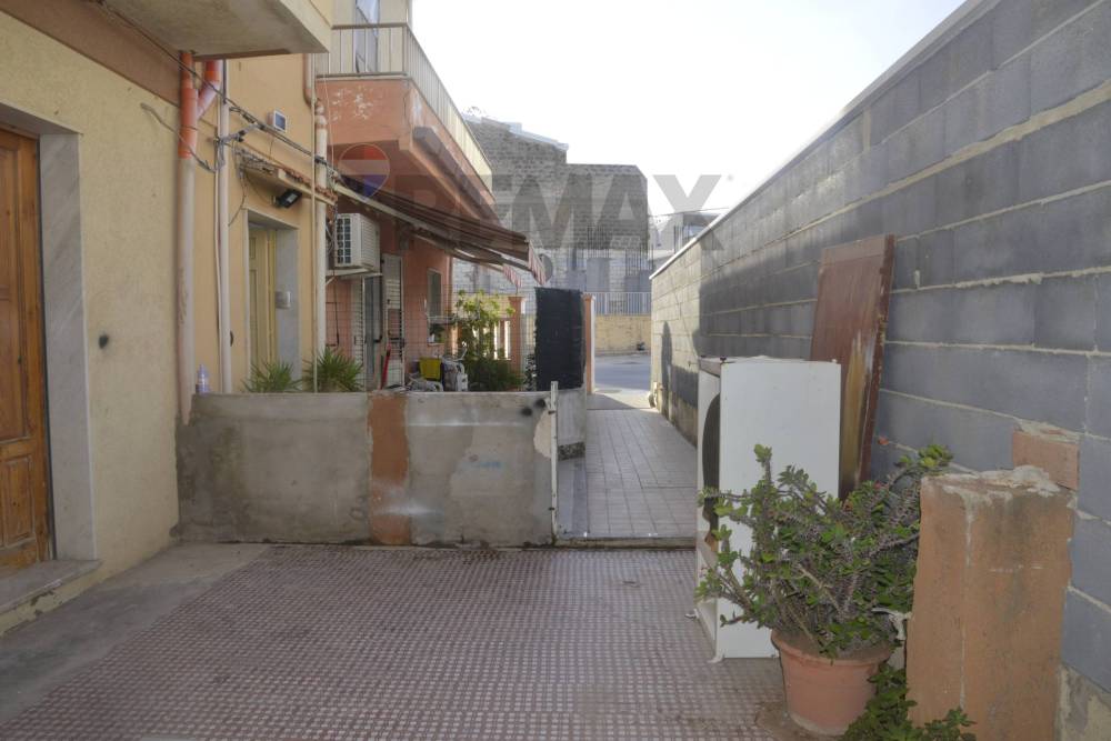 casa indipendente in vendita a Vittoria in zona Scoglitti