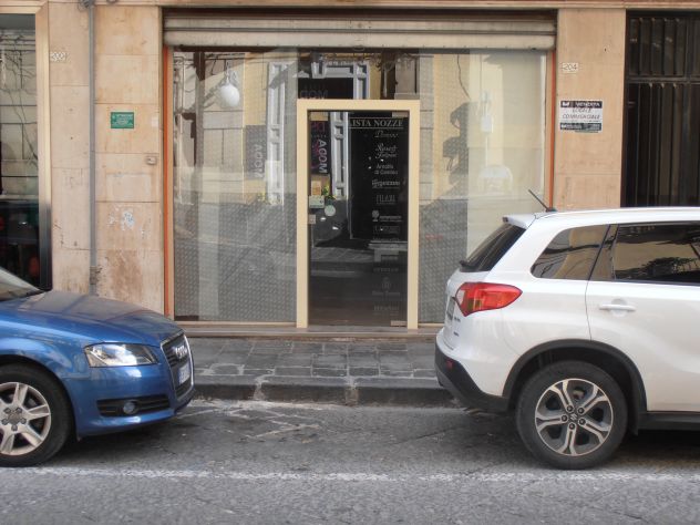 locale commerciale in vendita ad Augusta