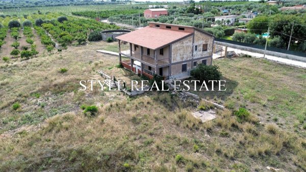 casa indipendente in vendita ad Augusta
