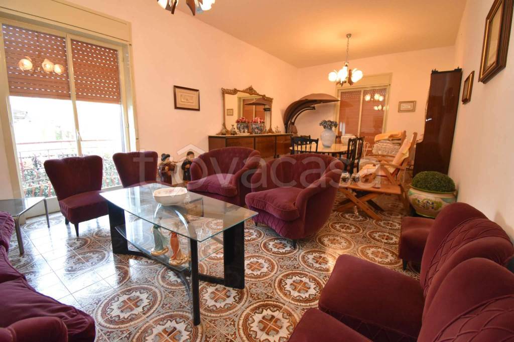 casa indipendente in vendita ad Augusta