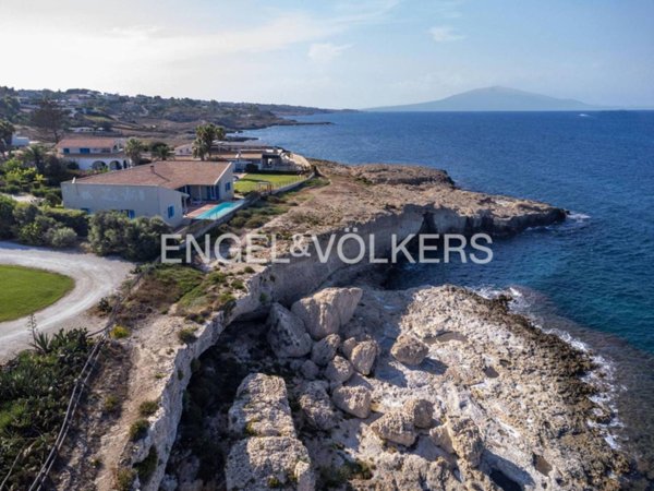 casa indipendente in vendita ad Augusta