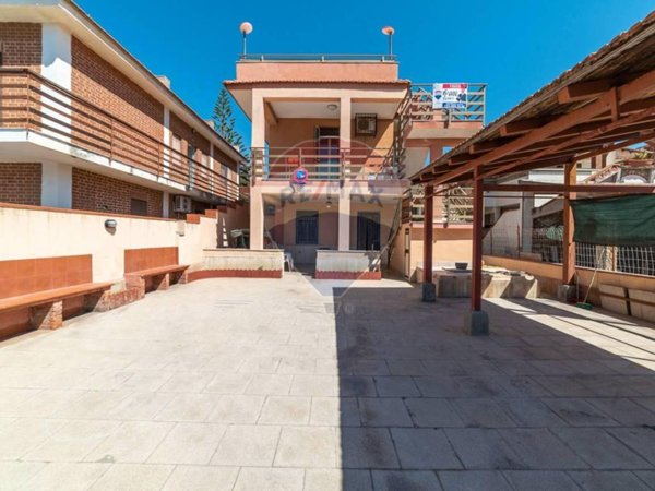 casa indipendente in vendita ad Augusta