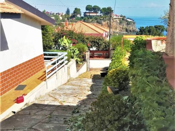 casa indipendente in vendita ad Augusta