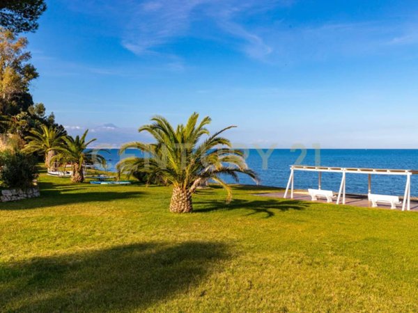 casa indipendente in vendita ad Augusta