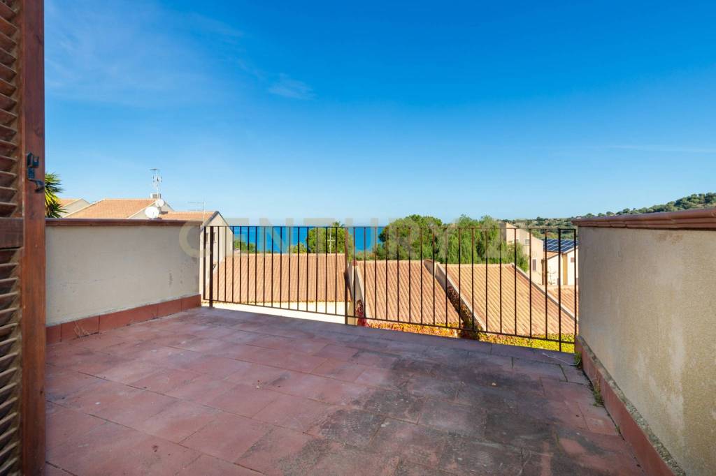 casa indipendente in vendita ad Augusta