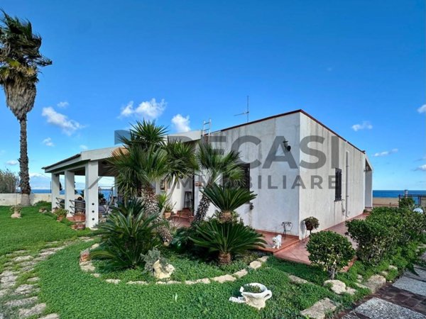 casa indipendente in vendita ad Augusta