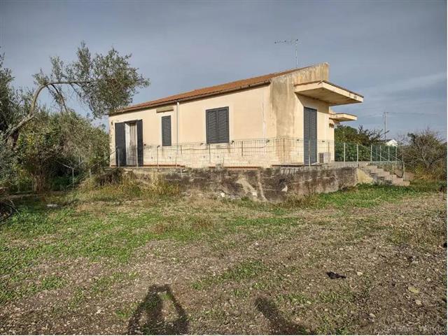 casa indipendente in vendita ad Augusta