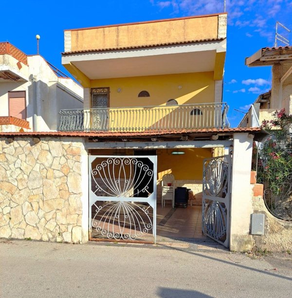 casa indipendente in vendita ad Augusta