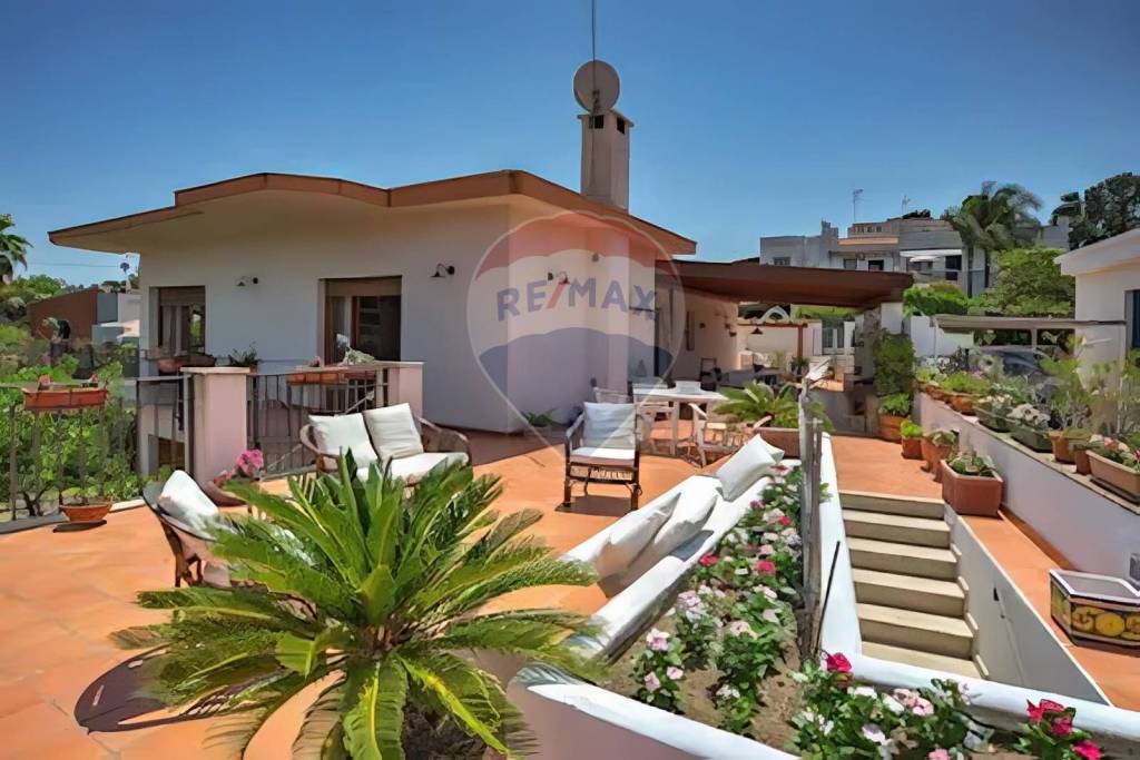 casa indipendente in vendita ad Augusta