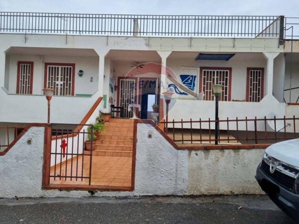 casa indipendente in vendita ad Augusta