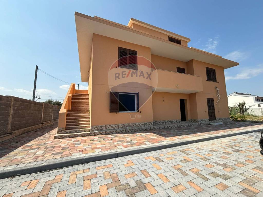 casa indipendente in vendita ad Augusta