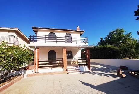 casa indipendente in vendita ad Augusta